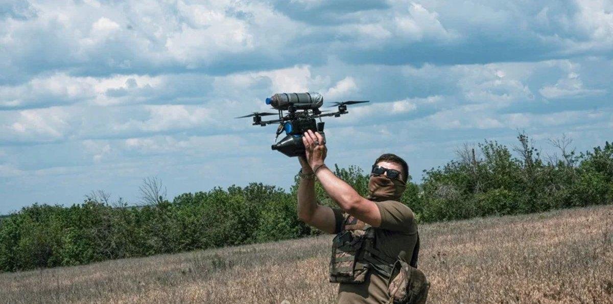 Ucrania trabaja con SpaceX para que los drones rusos dejen de utilizar Starlink