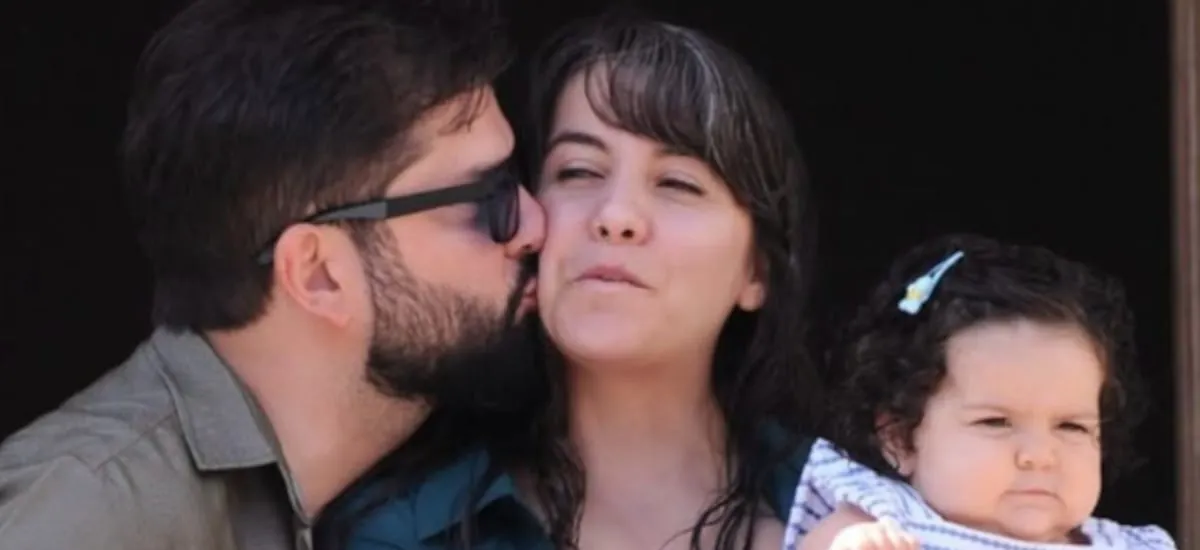 La defensa de Boric a la salud pública tras revelar que su hija pasó una semana en la UTI de hospital