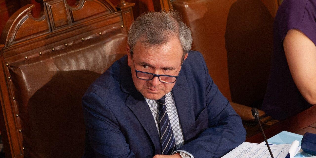 Senador Sanhueza (UDI) sobre tramitación de Sala Cuna: “El Gobierno se farrió la posibilidad de haber podido llegar a un acuerdo”