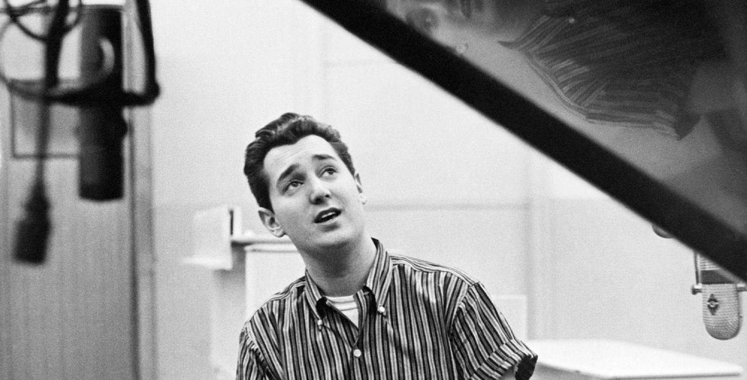 Neil Sedaka, leyenda del pop y compositor de éxitos eternos, muere a los 86 años