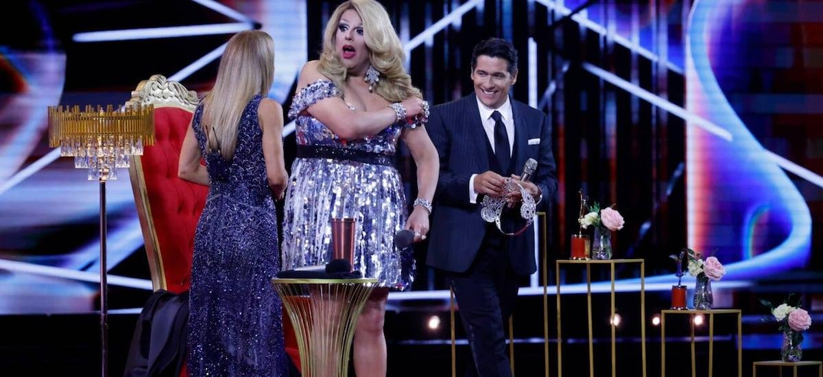 Revelan qué habrían hablado los animadores de Viña y Asskha Sumathra fuera de micrófono tras abrupto corte en su rutina