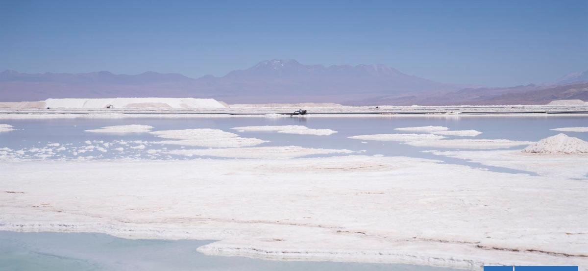 La china Tianqi estudia si vende todas sus acciones de SQM y arrastra a la minera chilena en la bolsa