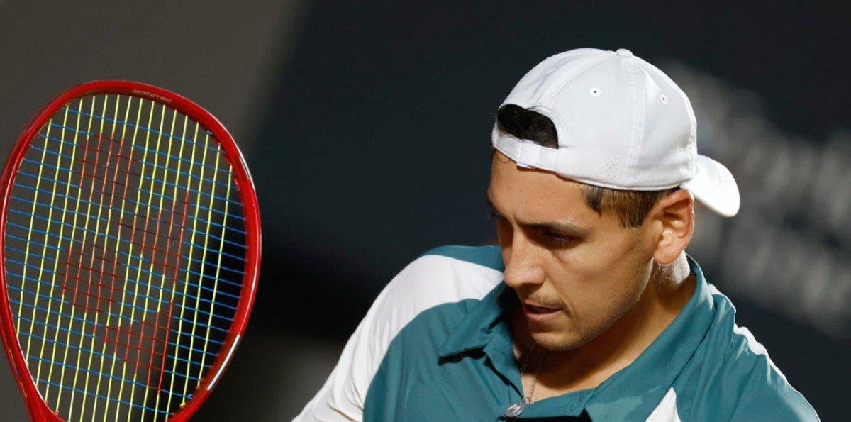 Alejandro Tabilo dejó escapar una gran oportunidad y perdió ante Tomás Etcheverry la final del ATP de Río