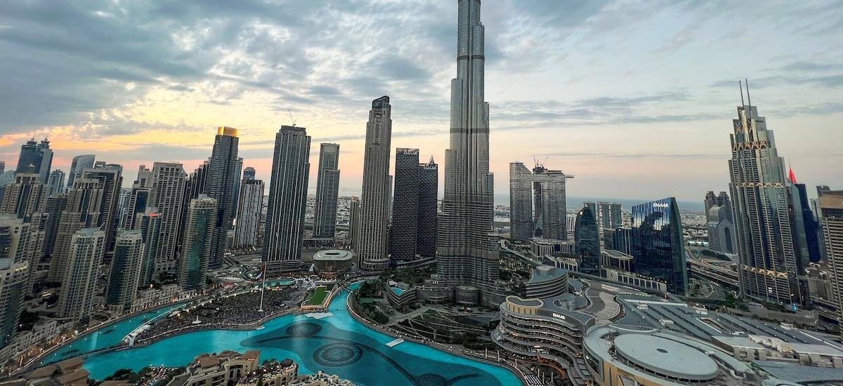 Emiratos Árabes Unidos ordena la evacuación del Burj Khalifa tras el ataque con misiles iraníes