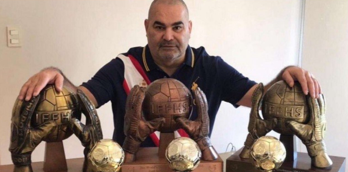 Chilavert defendió a Prestianni y atacó a Mbappé: No es normal que viva con un travesti