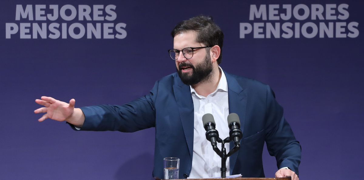 Guerra verbal entre Boric y la UDI amenaza con desahuciar definitivamente agenda legislativa del Gobierno