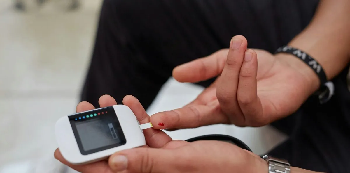 Comisión de Salud de la Cámara pidió al Minsal investigar robos y venta ilegal de monitores de glucosa
