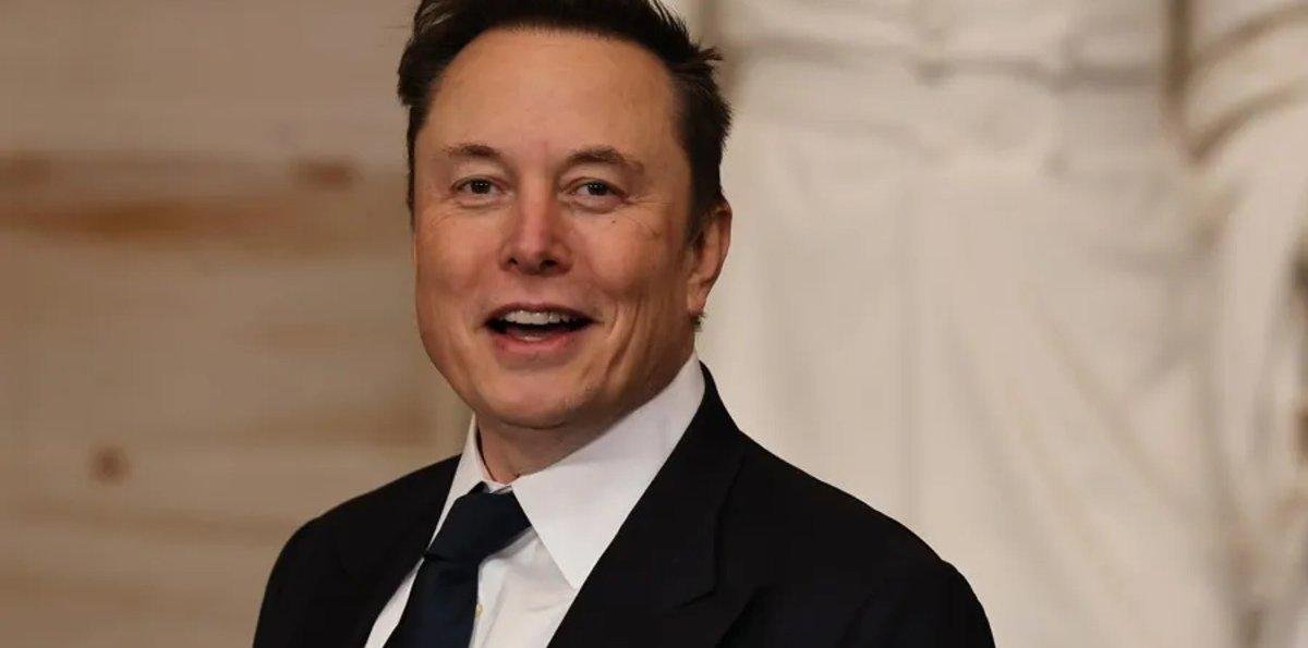 Elon Musk niega que la IA Grok genere imágenes de menores desnudos
