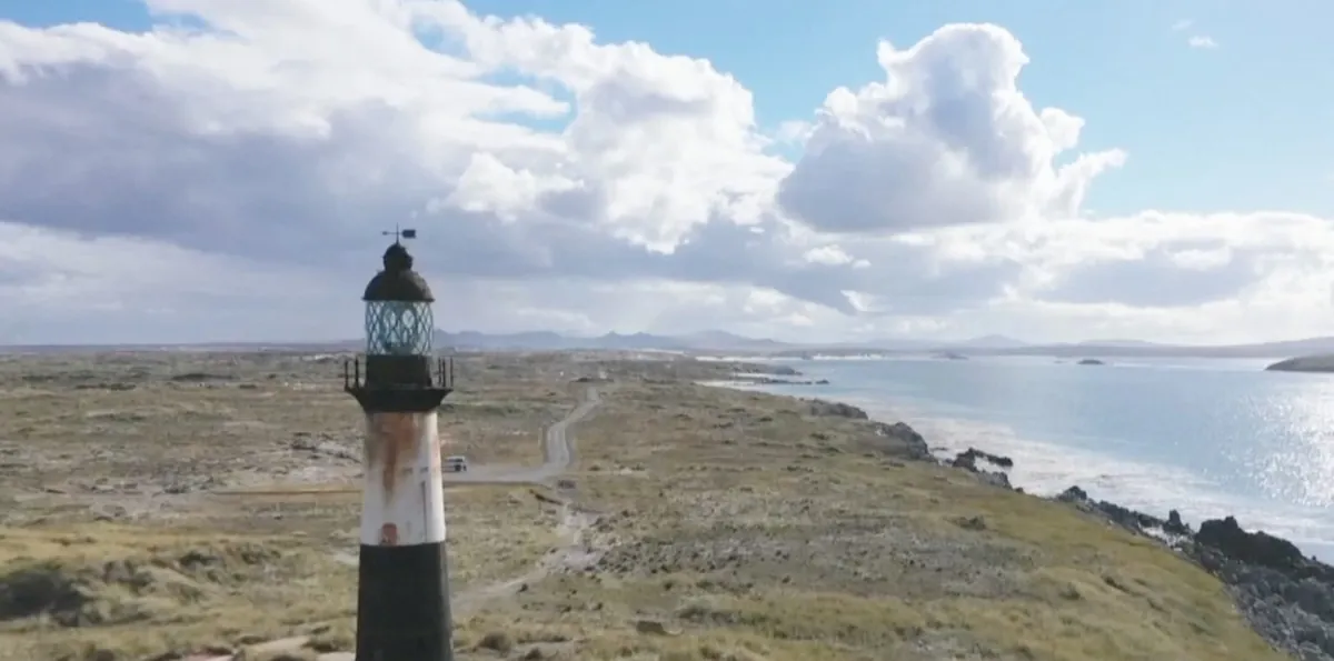 Nueva ruta comercial entre Punta Arenas e islas Malvinas queda en el centro de la disputa entre Argentina y Reino Unido