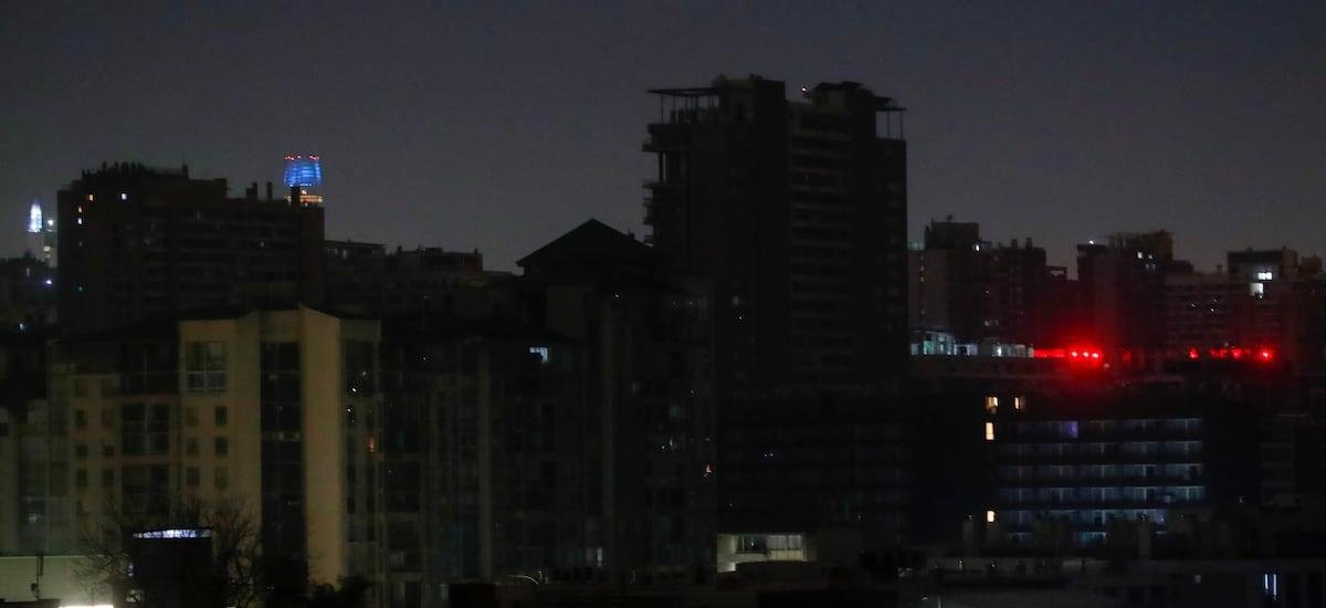 SEC multa a tres empresas y a consejeros del Coordinador Eléctrico por apagón de febrero de 2025