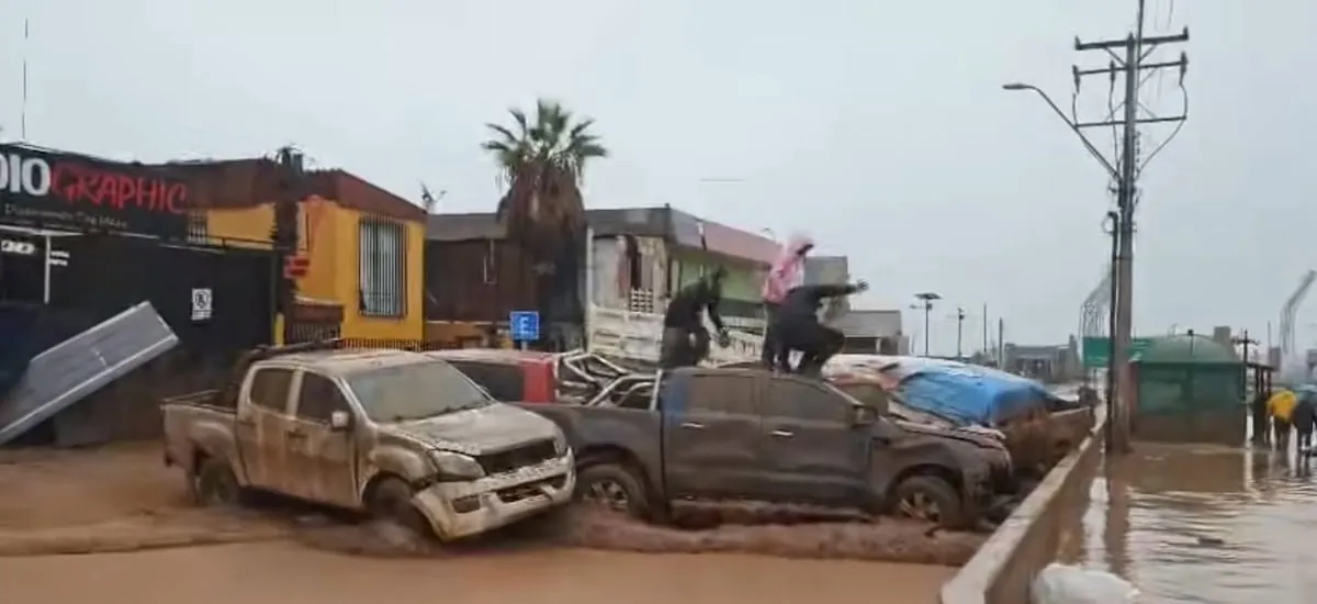 Presidente Kast viajará a Antofagasta este martes para monitorear acciones por emergencia meteorológica