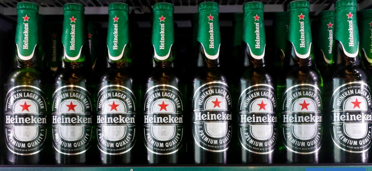 ¿Menor consumo?: Heineken comunica que eliminará hasta 6 mil puestos de trabajo en Europa