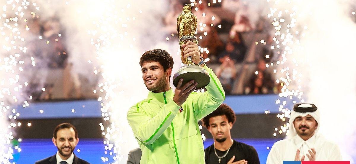 Carlos Alcaraz arrasó a Fils, se coronó campeón en el ATP de Doha y extendió su invicto en 2026