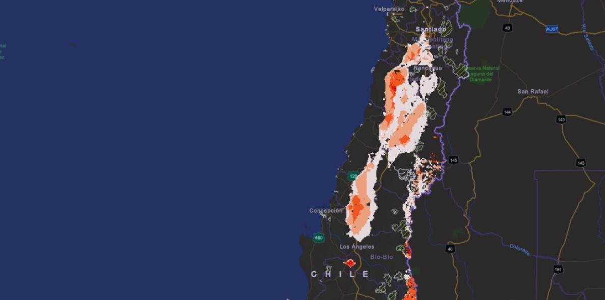 "Botón Rojo": Conaf advierte riesgo crítico de incendios forestales para el fin de semana
