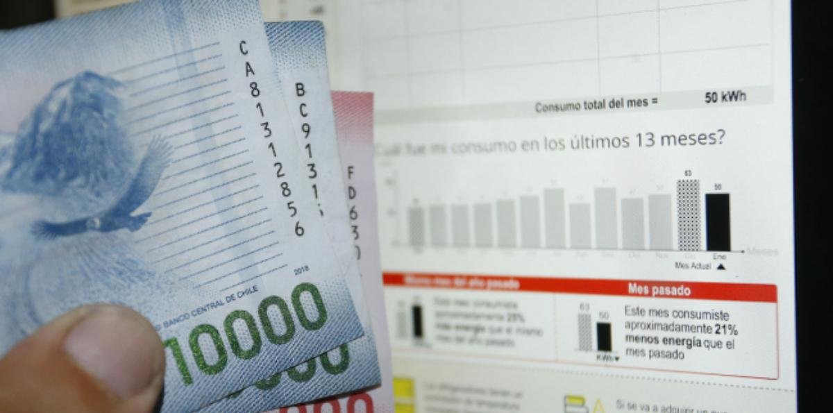 Deuda eléctrica: Confirman nueva alza y Gobierno anuncia subsidio para familias vulnerables