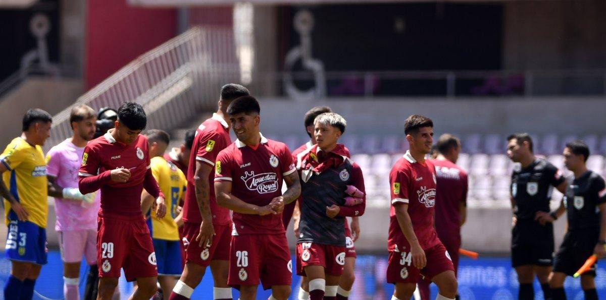 Deportes La Serena criticó al arbitraje: "Nos hemos visto gravemente perjudicados"