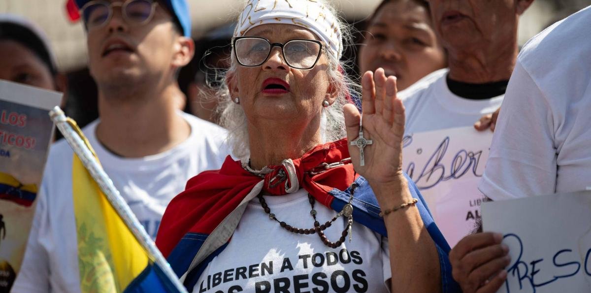 Oposición venezolana: Casi 400 presos políticos ya han sido excarcelados