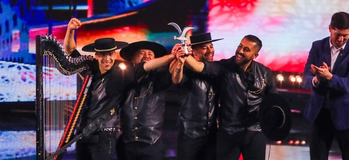 Chile gana por segundo año consecutivo la competencia folclórica con la canción Valoración de A los 4 Vientos - La Tercera