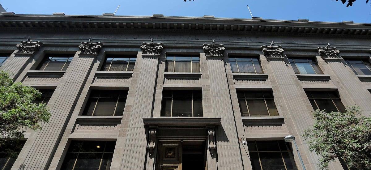 Se consolidan las expectativas de que la inflación está en la meta y se elevan las proyecciones de PIB para 2026 - La Tercera