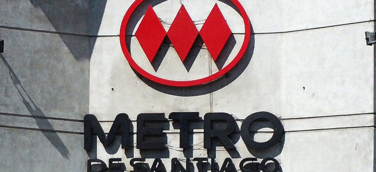 Metro de Santiago se encuentra sin servicio de trenes en dos estaciones de Línea 3 - La Tercera