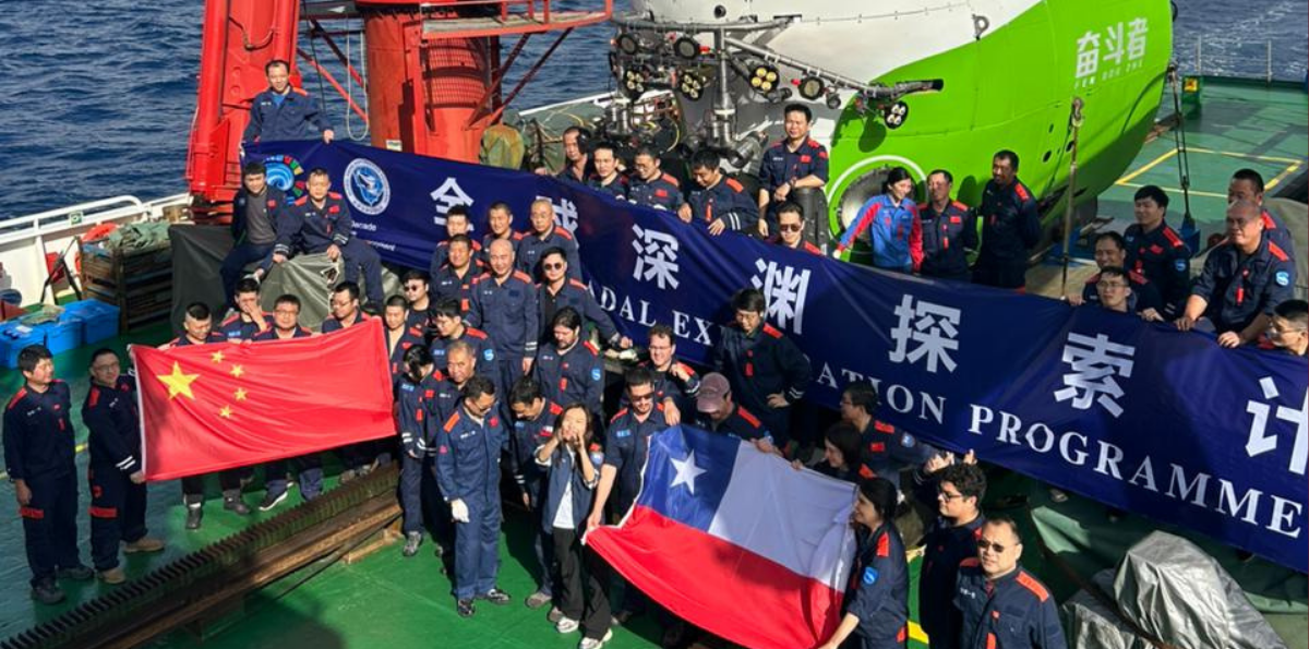 Chile y China completan 18 inmersiones en la Fosa de Atacama