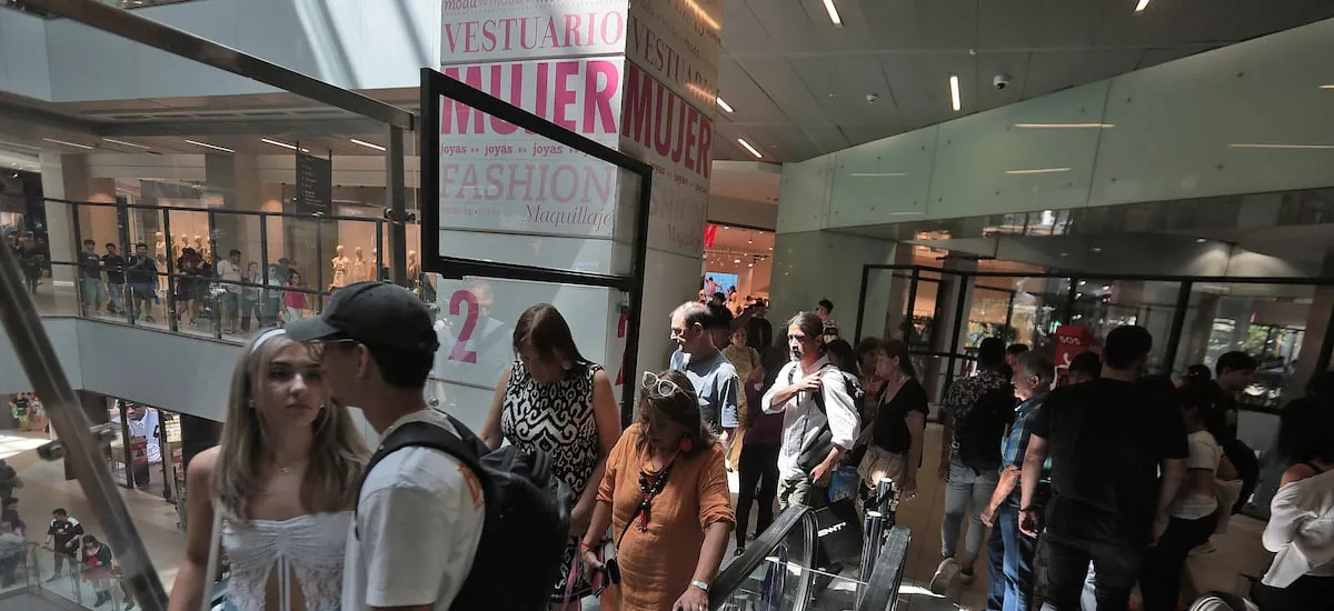 Riqueza de los hogares chilenos cierra 2025 al alza impulsada por el desempeño de los mercados bursátiles - La Tercera