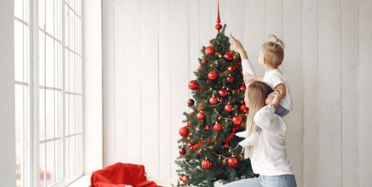 ¿Cuándo se debe poner el árbol de Navidad en 2024?