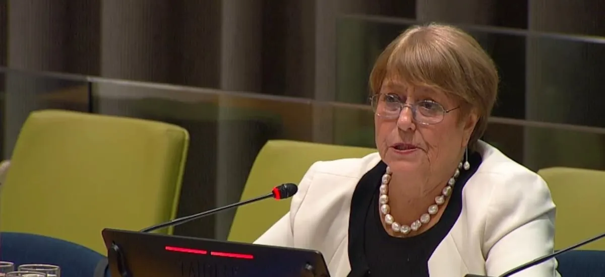 “No entiendo que se presente con otro país”: candidato argentino a la ONU se lanzó contra Bachelet