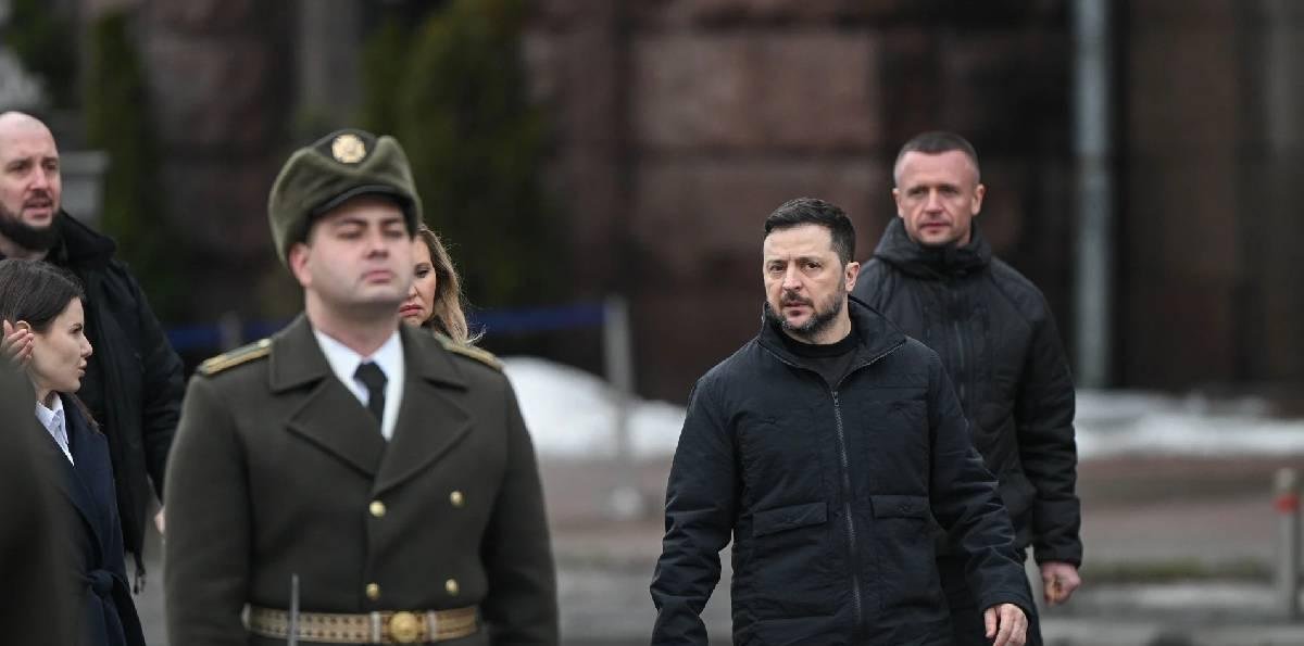 Ucrania: Zelenski espera canjear un "número enorme" de prisioneros con Rusia