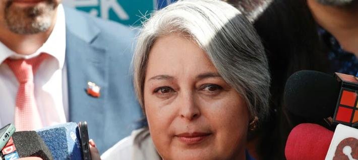 Jara busca abrir flanco a Kast en probidad y omite a Catalina Pérez entre formalizados por el caso Convenios