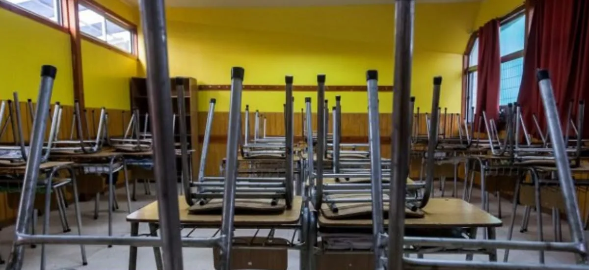 Mineduc anuncia suspensión de clases por sistema frontal: revisa las zonas donde no habrá actividades este lunes 3 de agosto