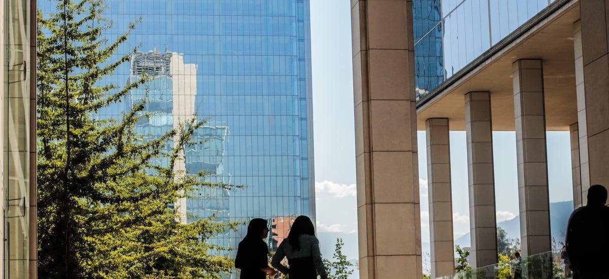 Empresas: tres de cada cinco mujeres perciben avances en la participación femenina en alta dirección, pero a un ritmo lento