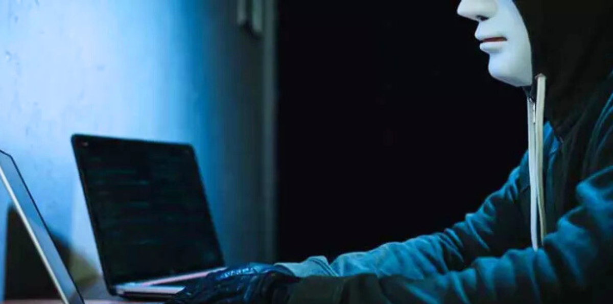 La historia del joven que robó por cinco años los datos bancarios de más de 26 mil personas en Estados Unidos desde Chile