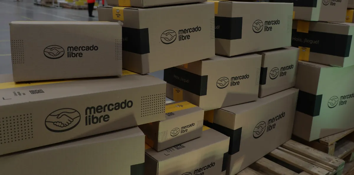 ISP autoriza a Farmacias Cruz Verde para vender medicamentos a través de Mercado Libre