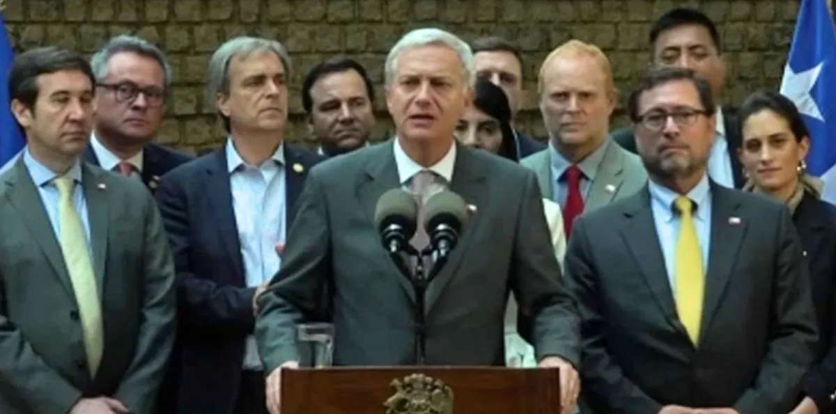 Presidente Kast aborda retiro de respaldo a Bachelet, Escudo de las Américas y cuestionamientos al canciller en Nueva York