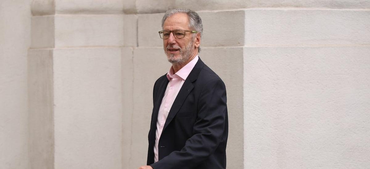 Biministro García asegura que las cuentas de la luz bajarán en el futuro y no solo por el fin del pago de la deuda - La Tercera