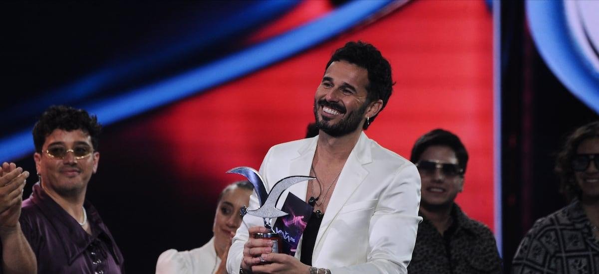 El cantante español Antoñito Molina gana la Competencia internacional de Viña 2026 - La Tercera