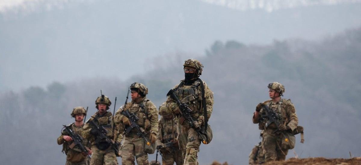 Reportan que el ejército de EE.UU. estaría preparándose para una potencial operación de varias semanas en Irán - La Tercera