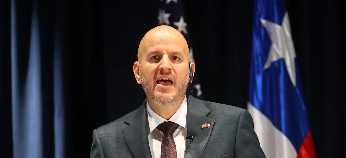 Embajador Judd sobre estallido social: “Nuestra inteligencia nos dice categóricamente que provino de organizaciones de izquierda”