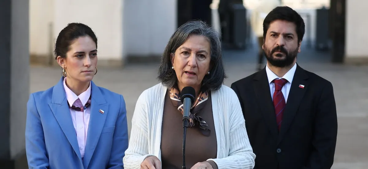 Tras incendio en hogar de Pitrufquén: gobierno anuncia plan para fortalecer fiscalización y ampliar oferta de cuidados para personas mayores