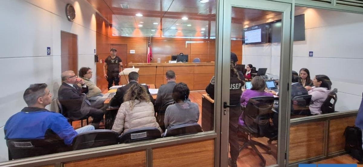 Arresto domiciliario total para uno de los acusados por corrupción judicial en Los Ángeles