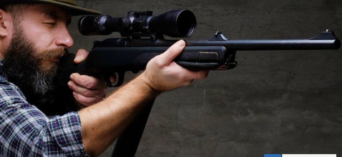 Tiroteo mortal: niebla y seguidilla de confusiones termina en triple homicidio en bosque de Italia