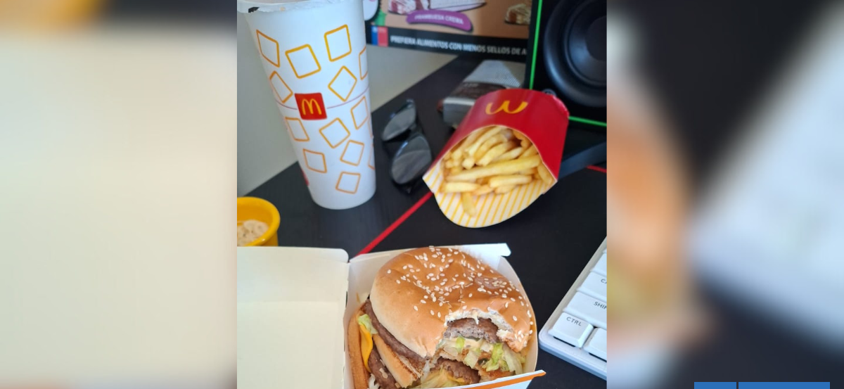 Denuncian que repartidor de Rappi entregó hamburguesa mordida: "Malandra" fue dado de baja