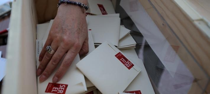 Fenómeno de nulos y blancos: El plan del comando de Kast para reclutar apoderados y "defender" los votos el 14-D