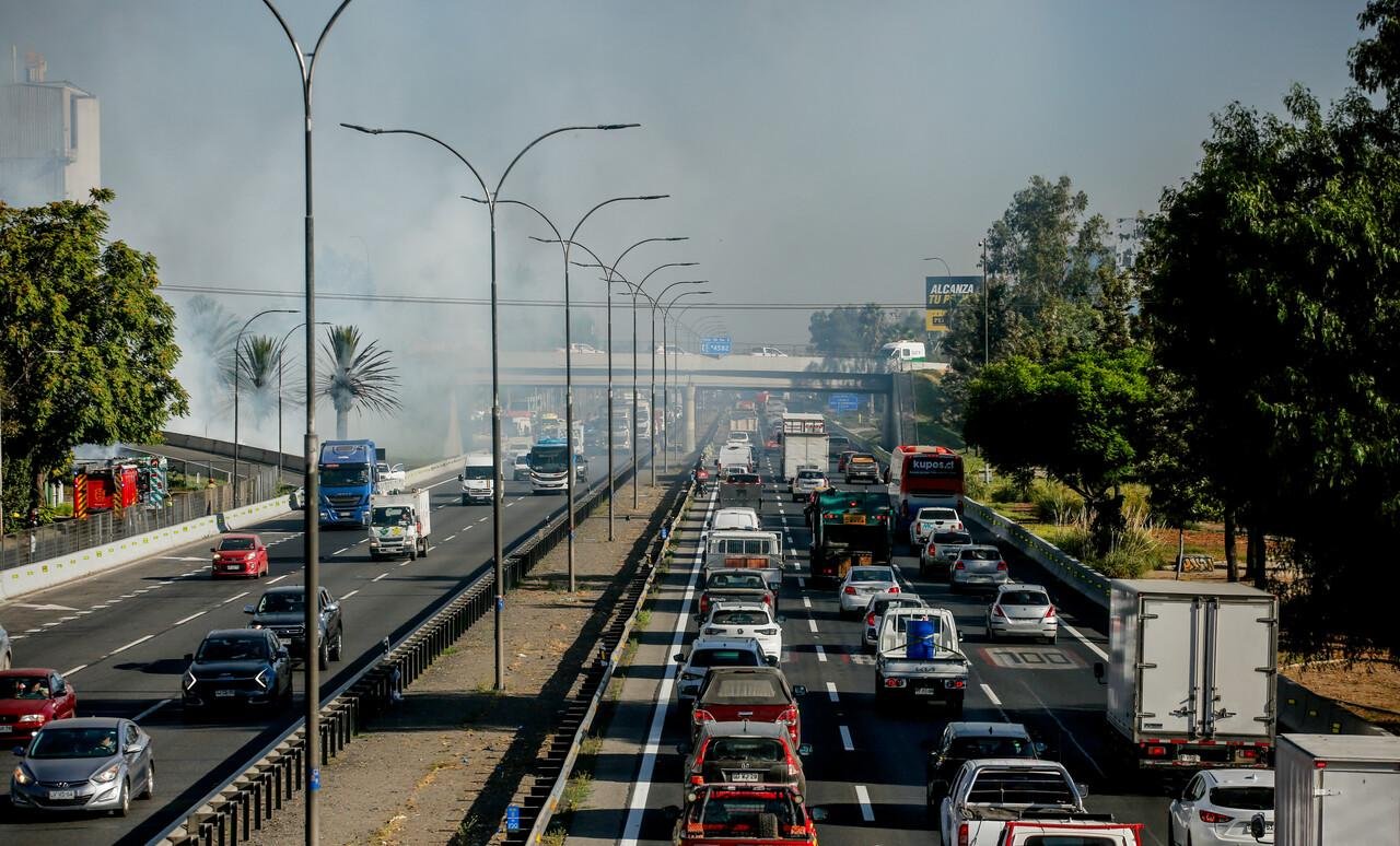 “La situación fue de caos total, como se ve en las películas”: El crudo testimonio de afectado por explosión en Renca