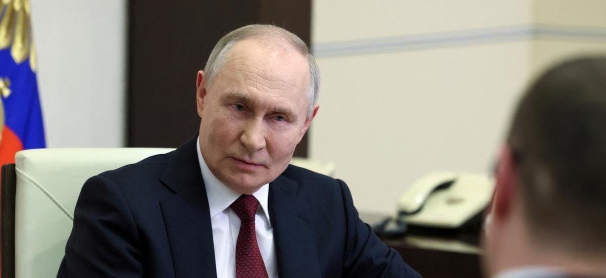 Putin resalta figura de Jamenei y califica su muerte de “cínica violación de todas las normas”