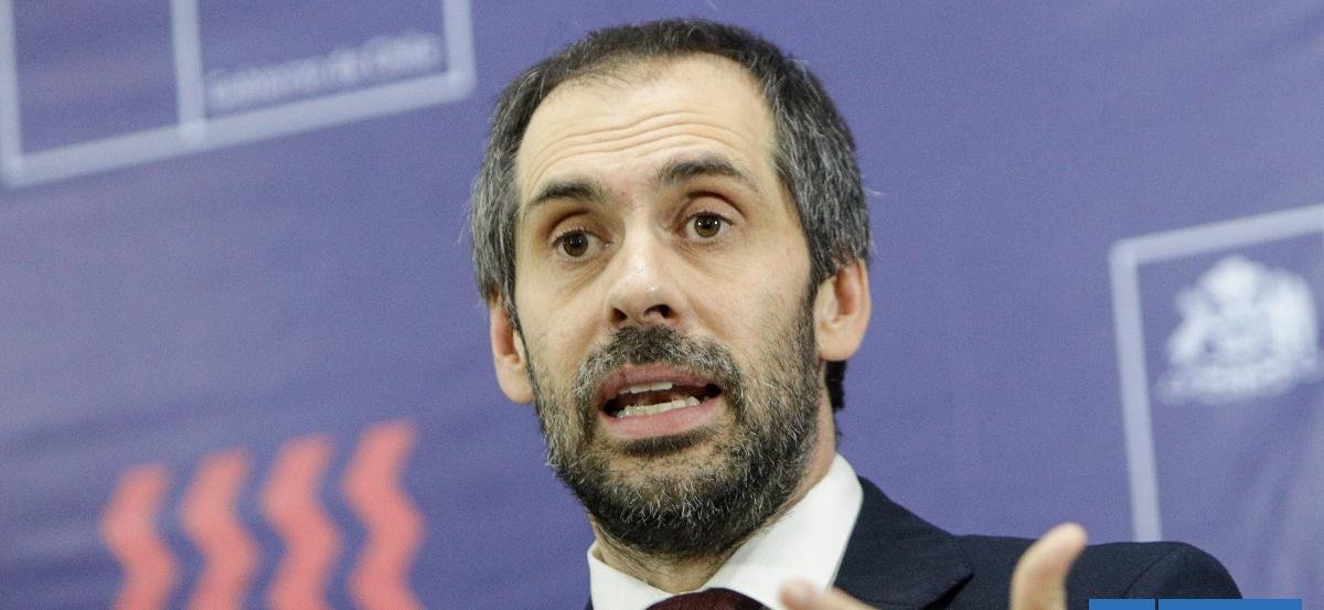 "No nos deja contentos": Gobierno lamenta caída de Imacec pero a la vez pide no sobreinterpretar cifra