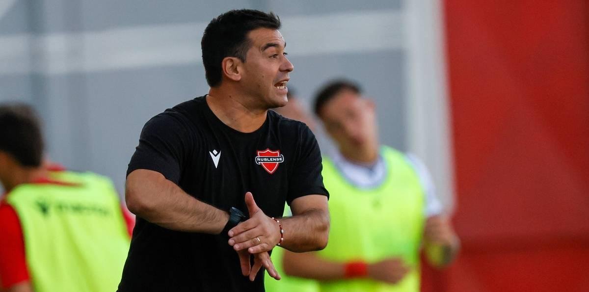 Ribera cuestionó arbitraje tras derrota de Ñublense: Cambiar todas las decisiones me parece exagerado