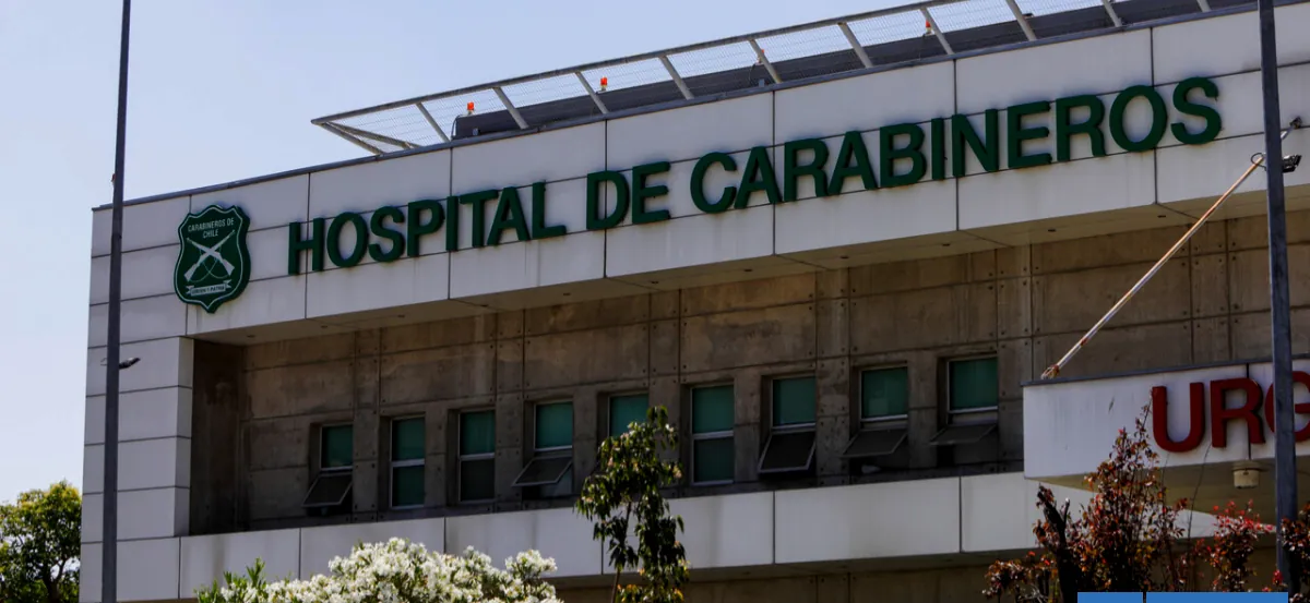 Carabinero es herido en ataque de turba en la Alameda: funcionarios usaron armas para repeler agresión