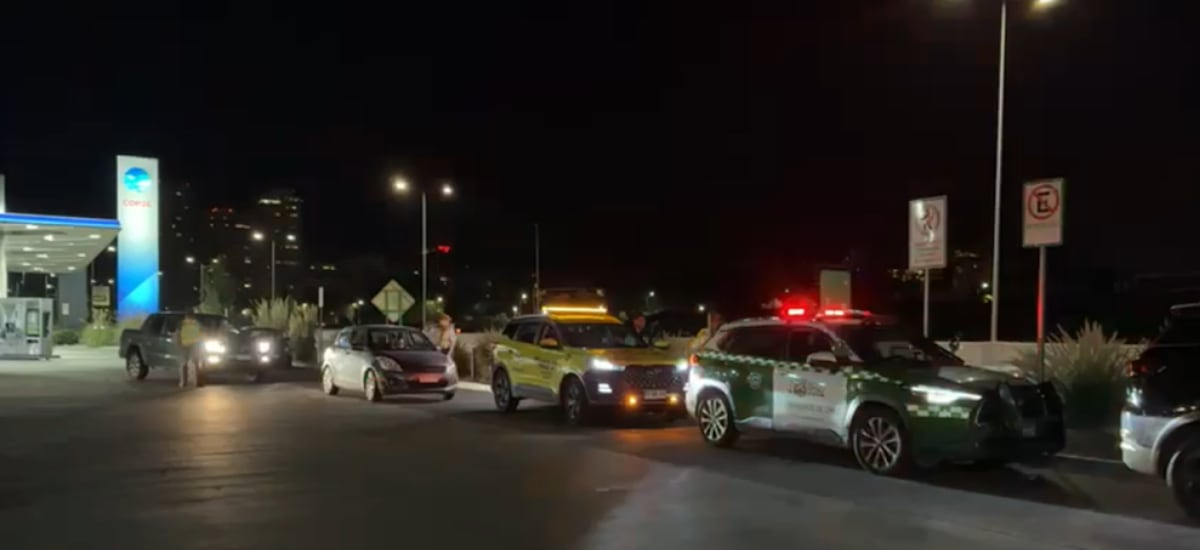 Carabineros fiscaliza 237 vehículos en Vitacura por carreras clandestinas: se cursaron 40 infracciones